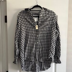 Aerie Black and White Checkered Button Down Shirt